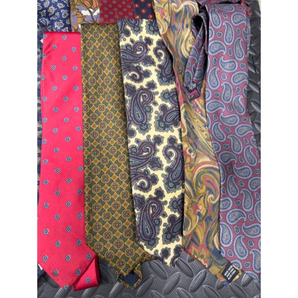 Lot of 50 Groovy Ties: Mostly Silk, Classic Mix J. Garcia Alfani Dior Everything - Picture 10 of 11